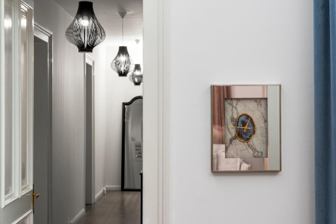 2 Mazi Apartment *